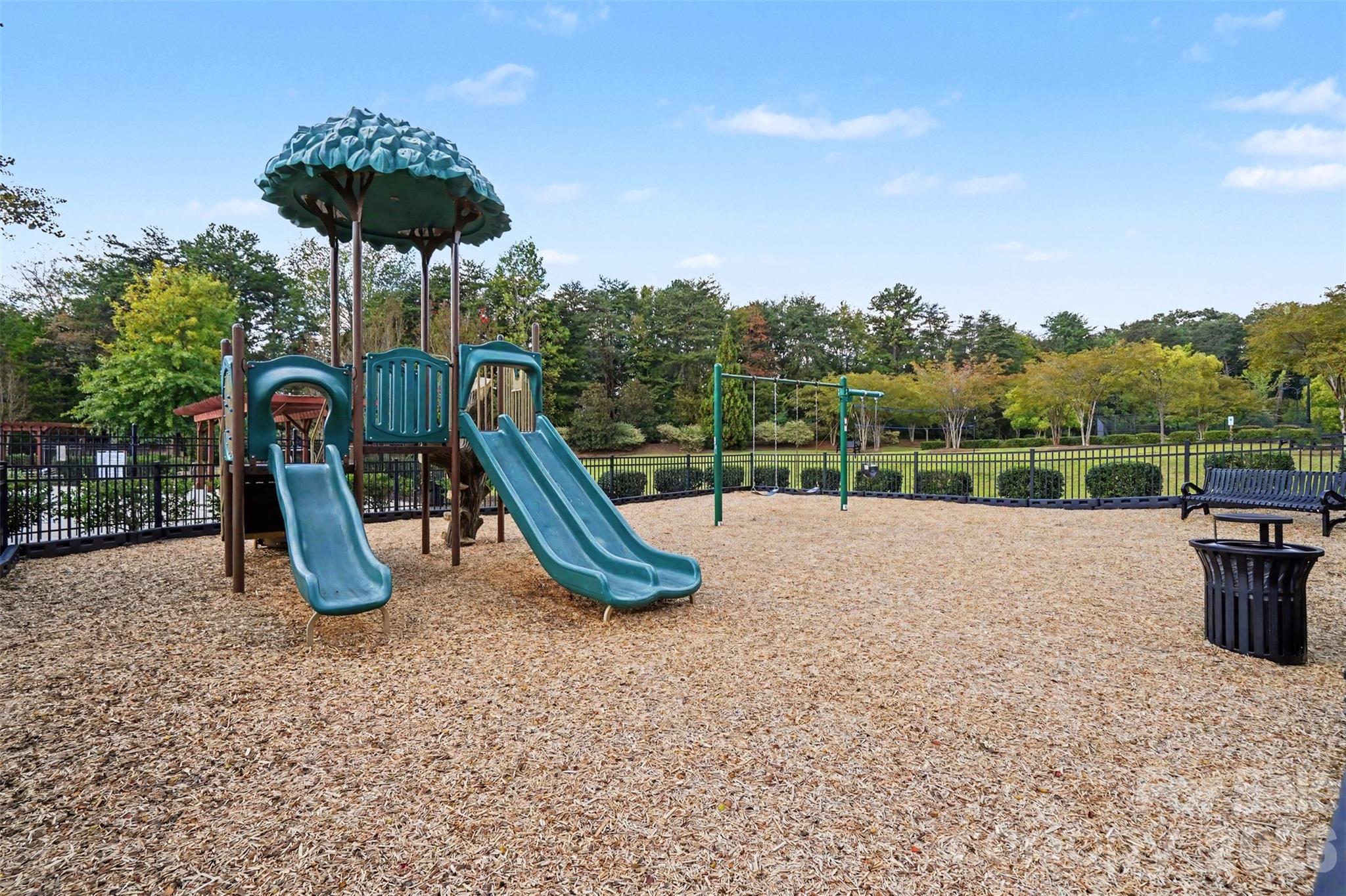 12609 Burr Oak Lane Property Photo 48