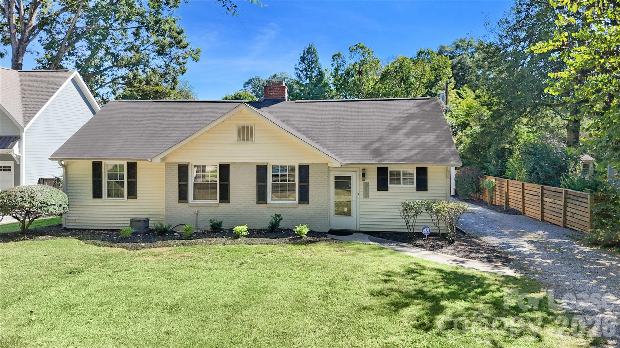 817 Sedgefield Road Property Photo 2