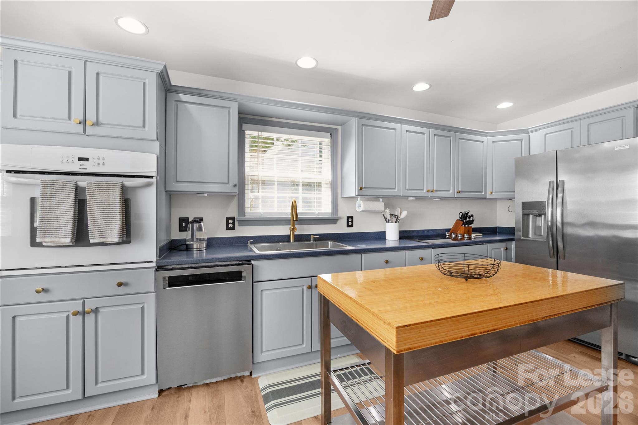 817 Sedgefield Road Property Photo 16