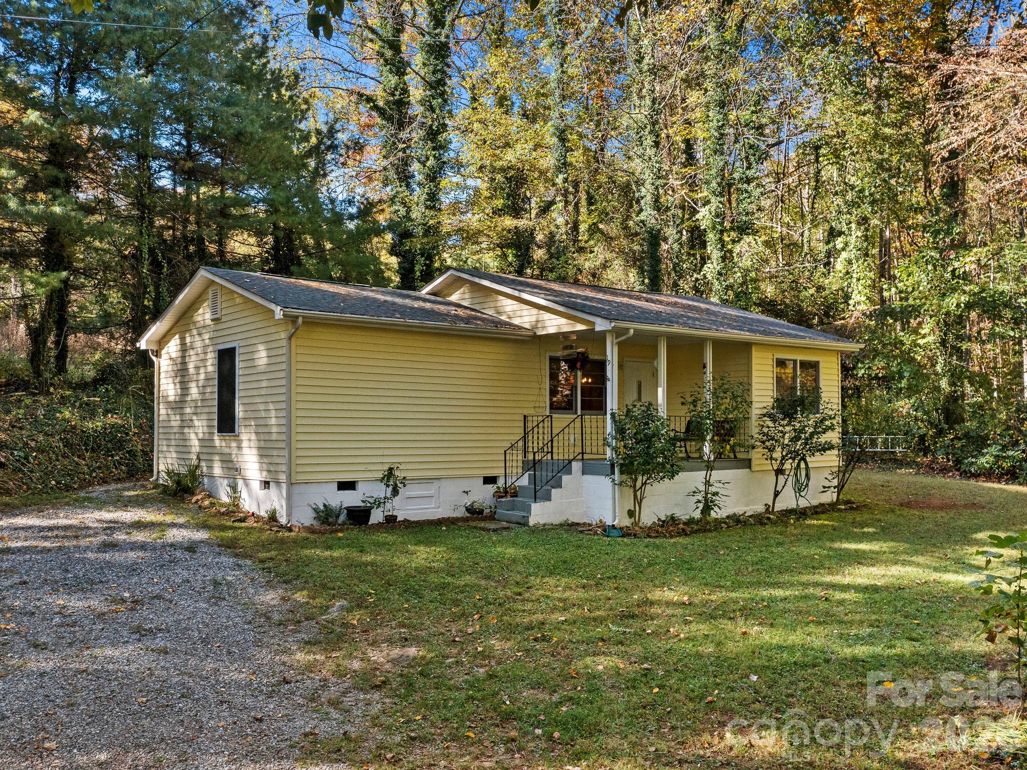 19 Smith Allen Trail Property Photo 1