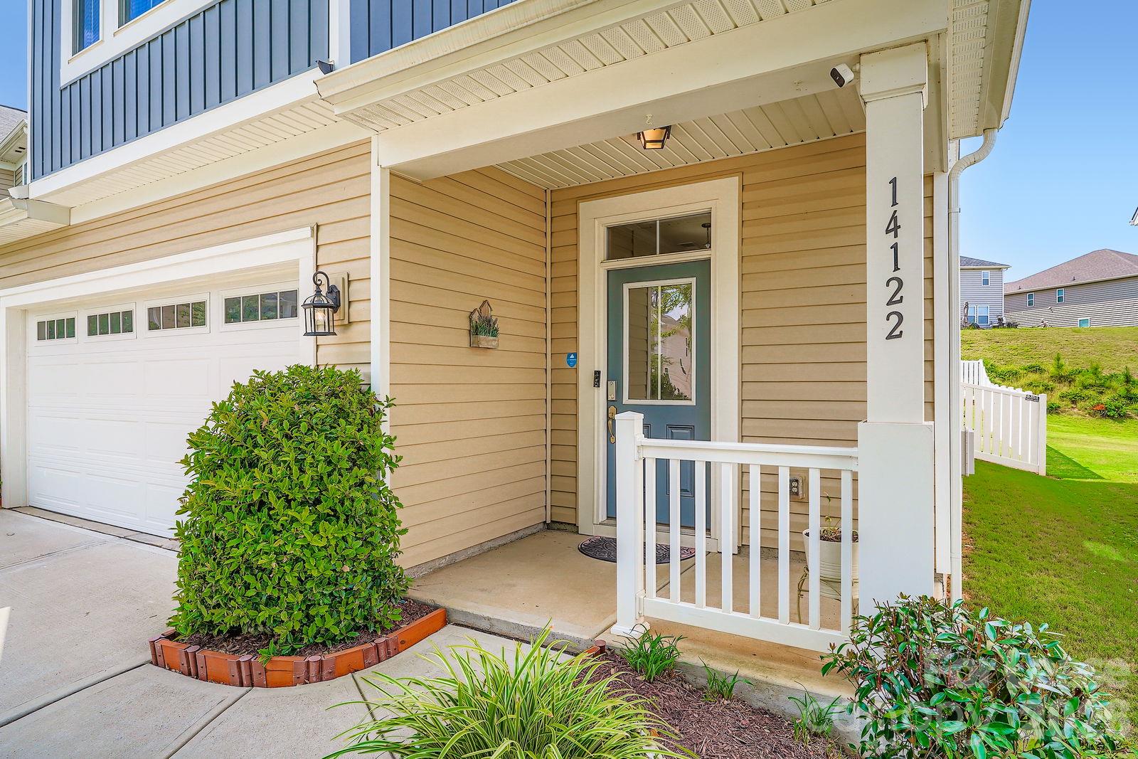 14122 Ridgewater Way Property Photo 4