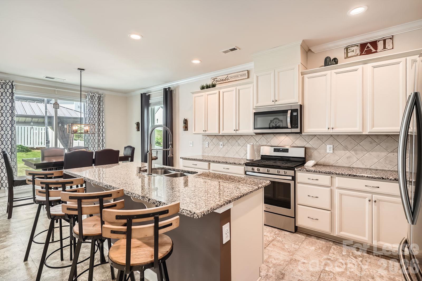 14122 Ridgewater Way Property Photo 8