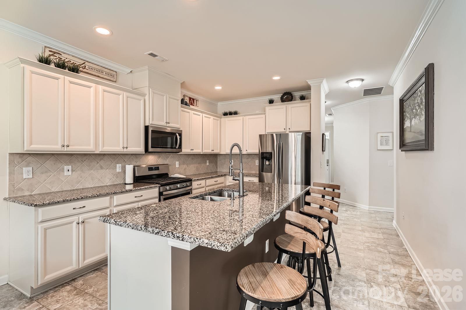 14122 Ridgewater Way Property Photo 9
