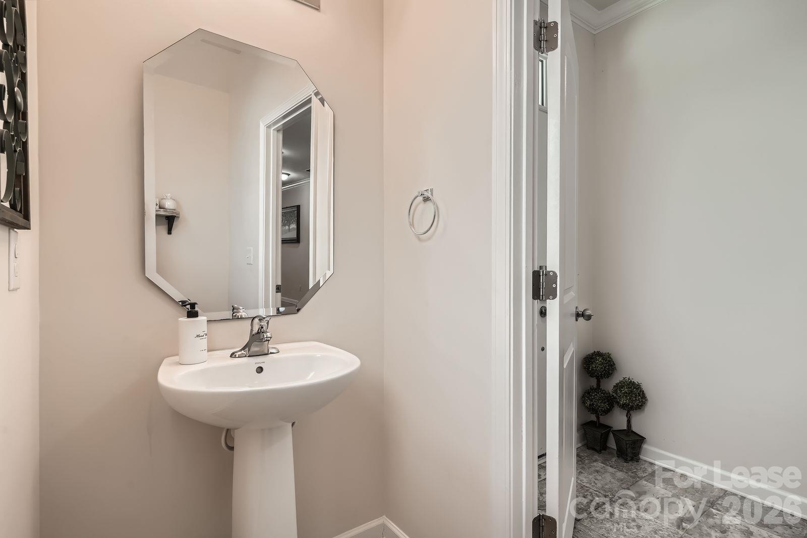 14122 Ridgewater Way Property Photo 13