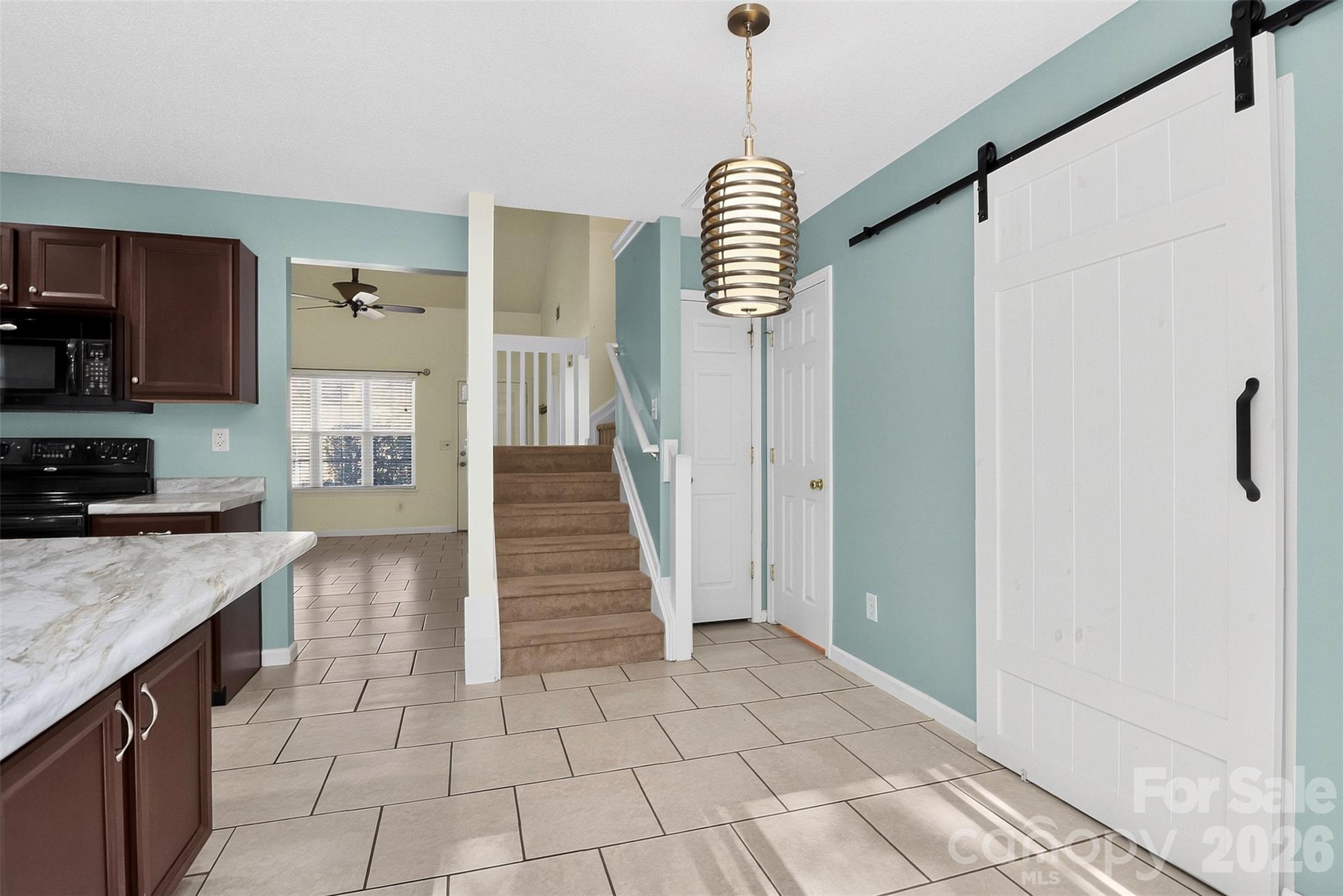16931 Greenlawn Hills Court Property Photo 9