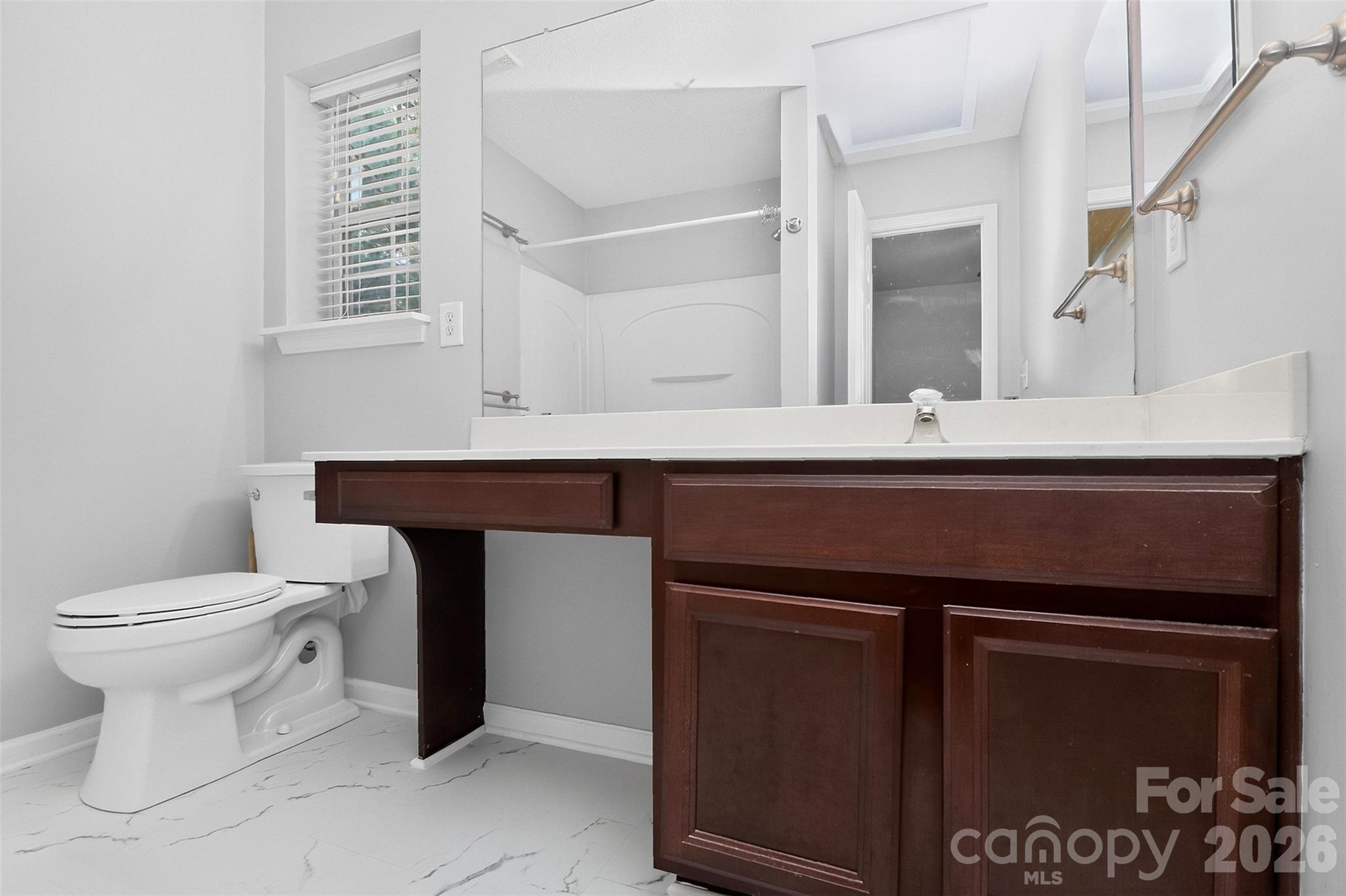 16931 Greenlawn Hills Court Property Photo 22