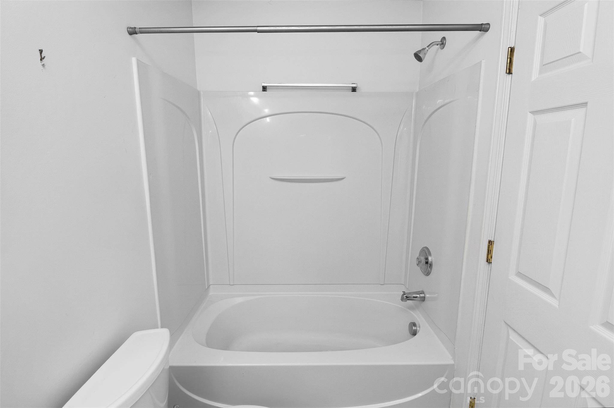 16931 Greenlawn Hills Court Property Photo 23