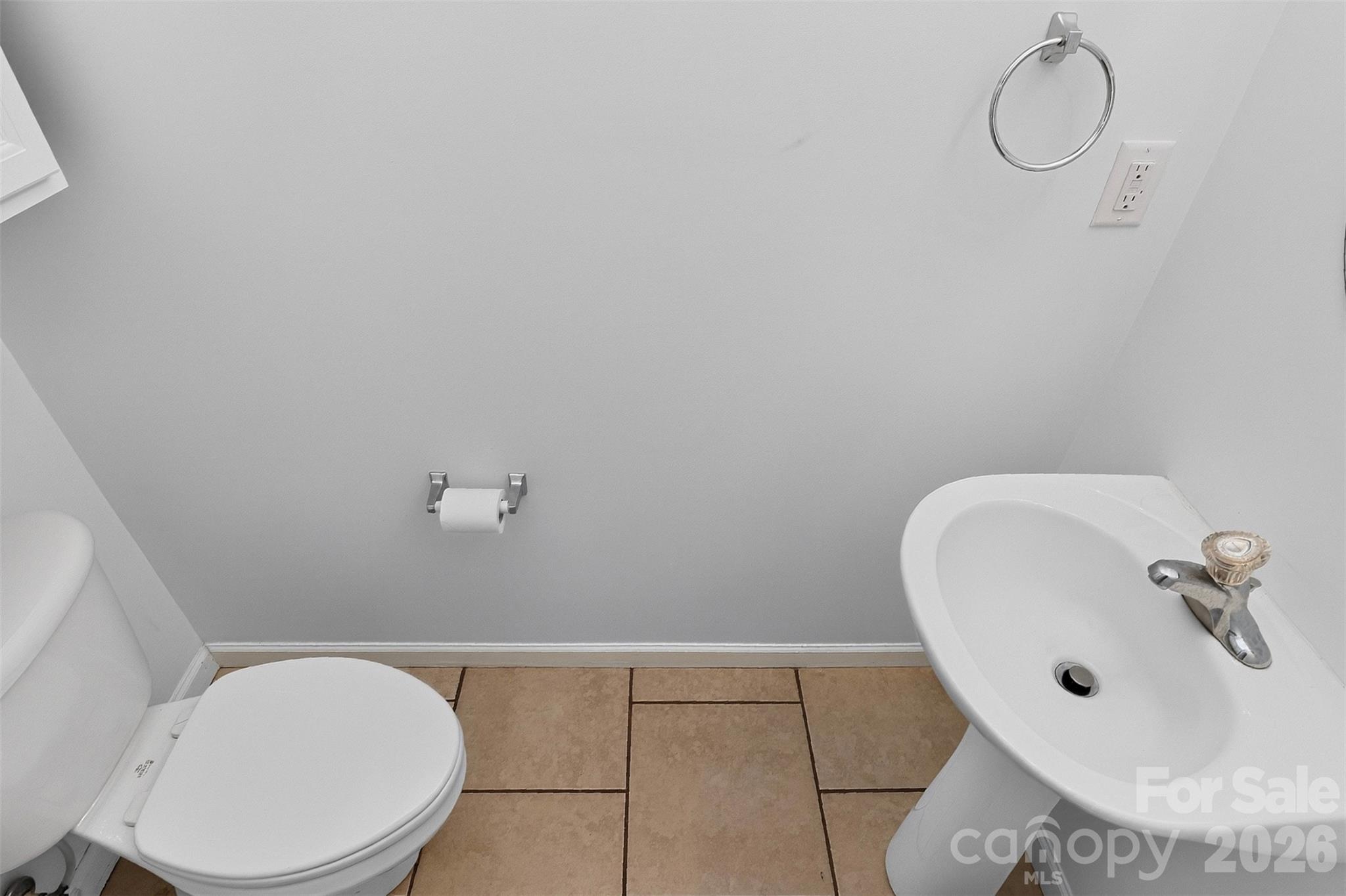 16931 Greenlawn Hills Court Property Photo 28