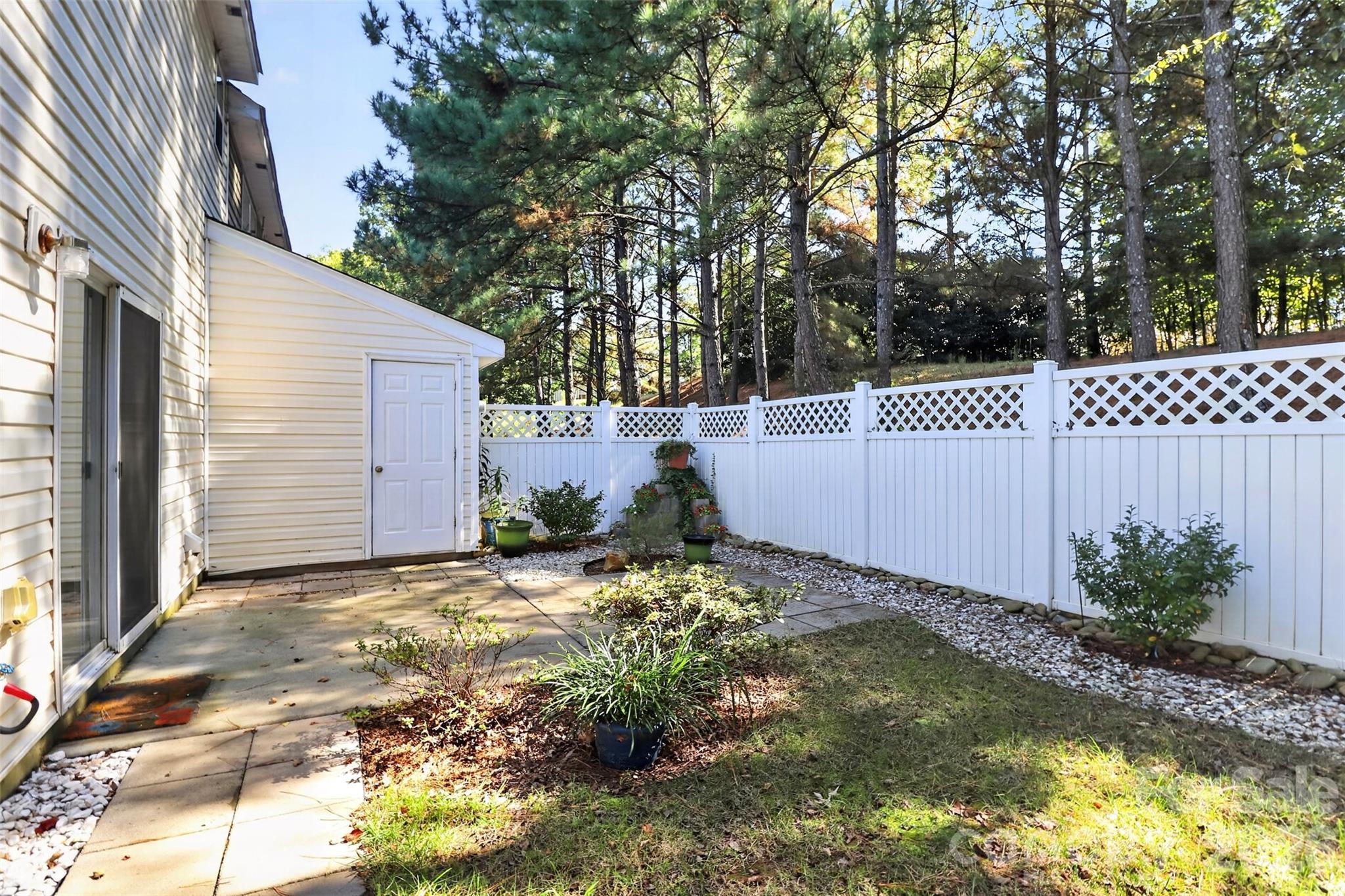 16931 Greenlawn Hills Court Property Photo 29