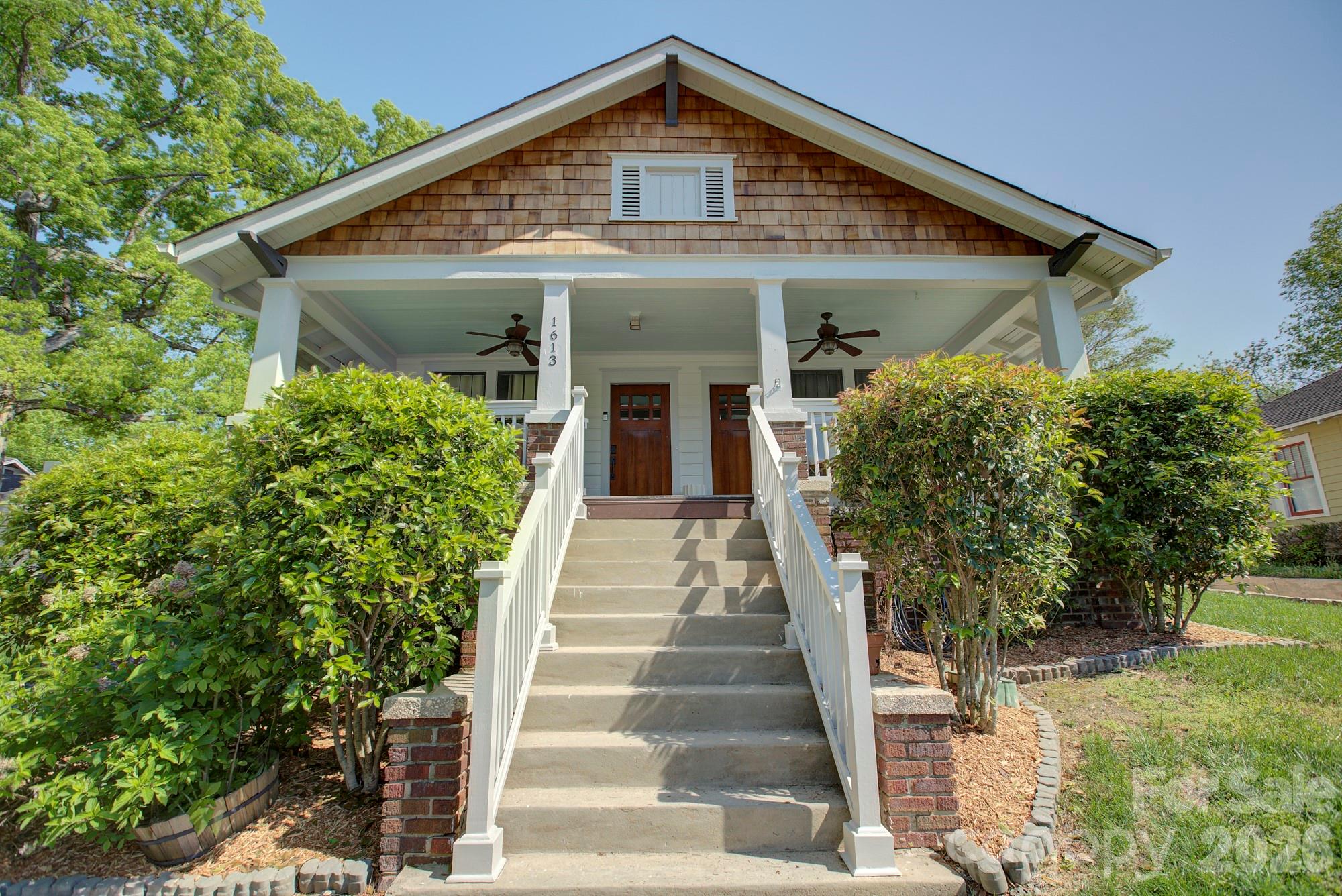 1613 S Mint Street Property Photo 1