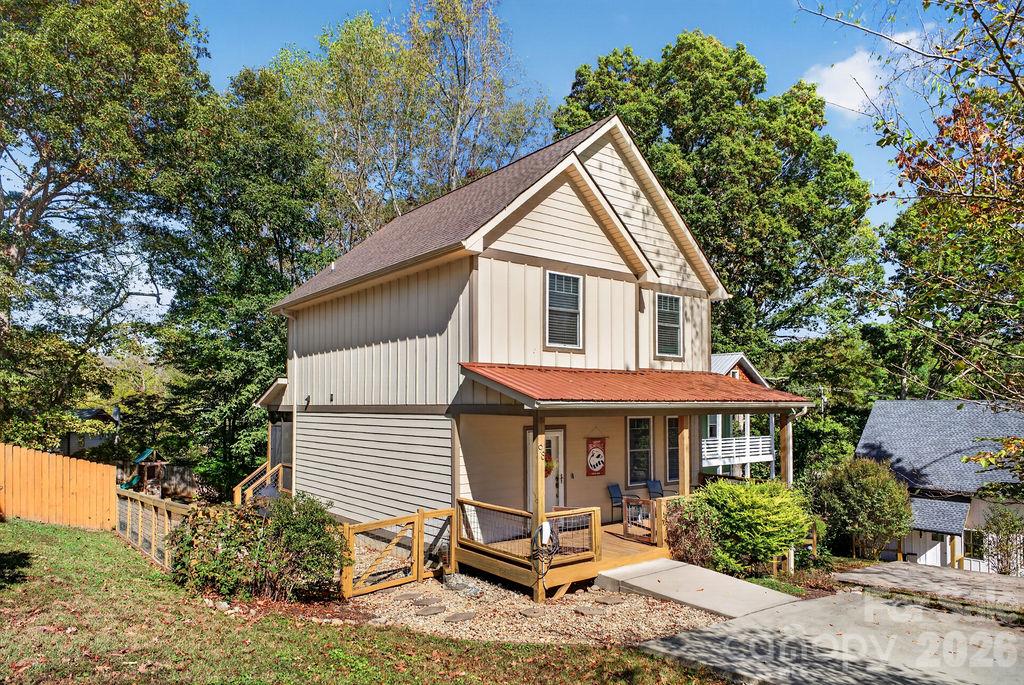 98 Langwell Avenue Property Photo 7
