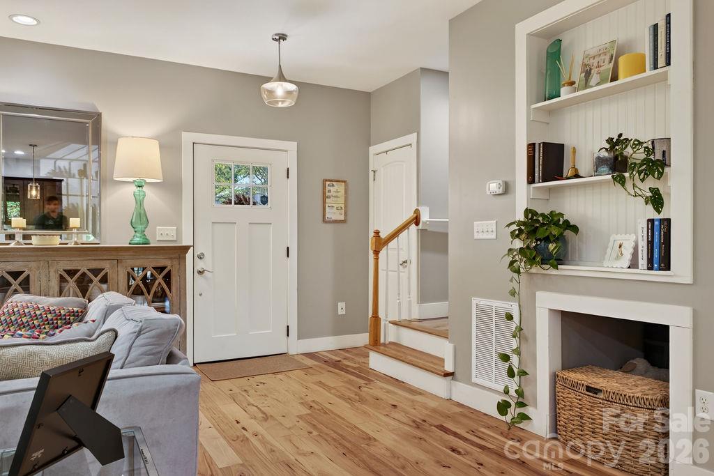 98 Langwell Avenue Property Photo 9