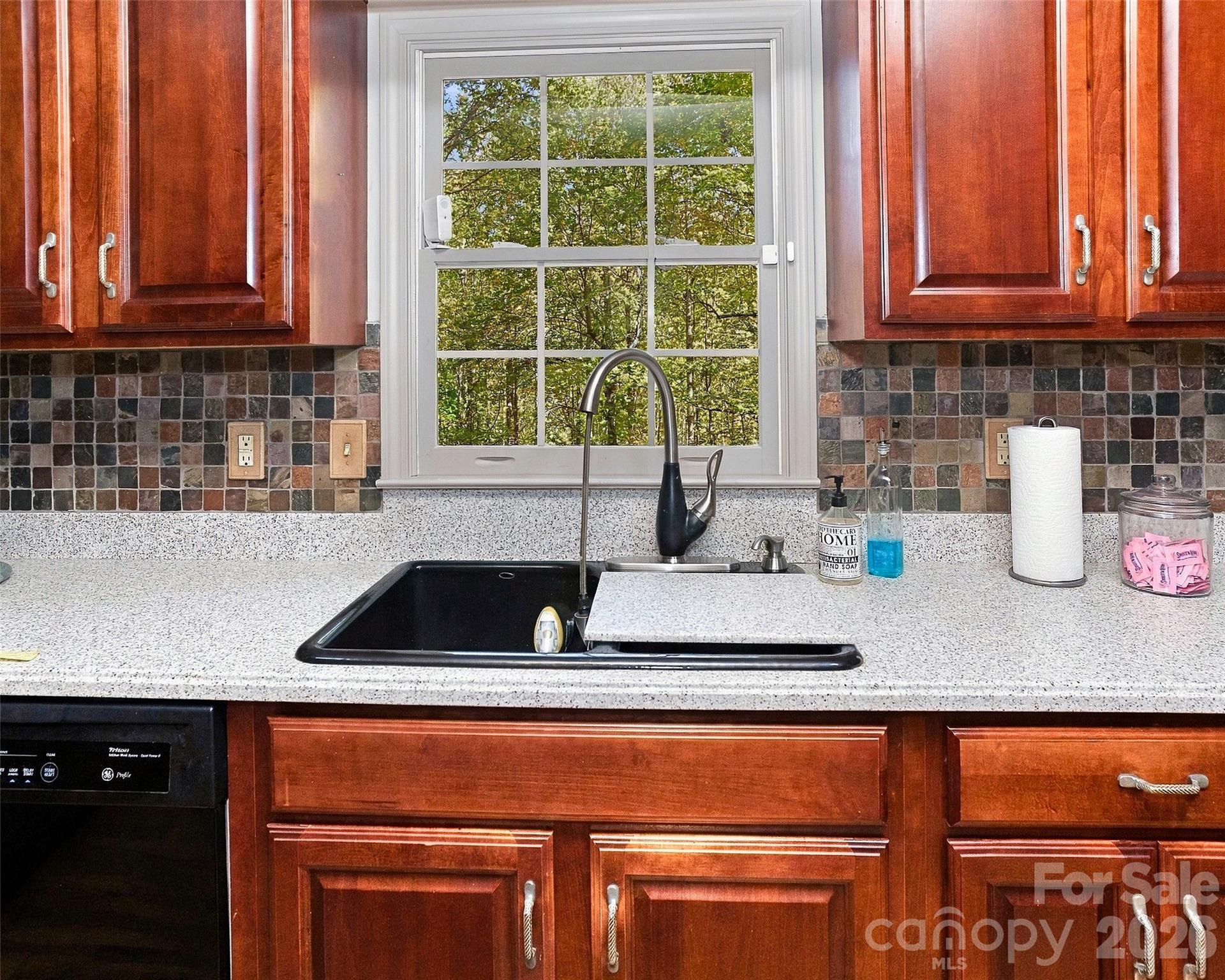 237 Woodys Drive Property Photo 18