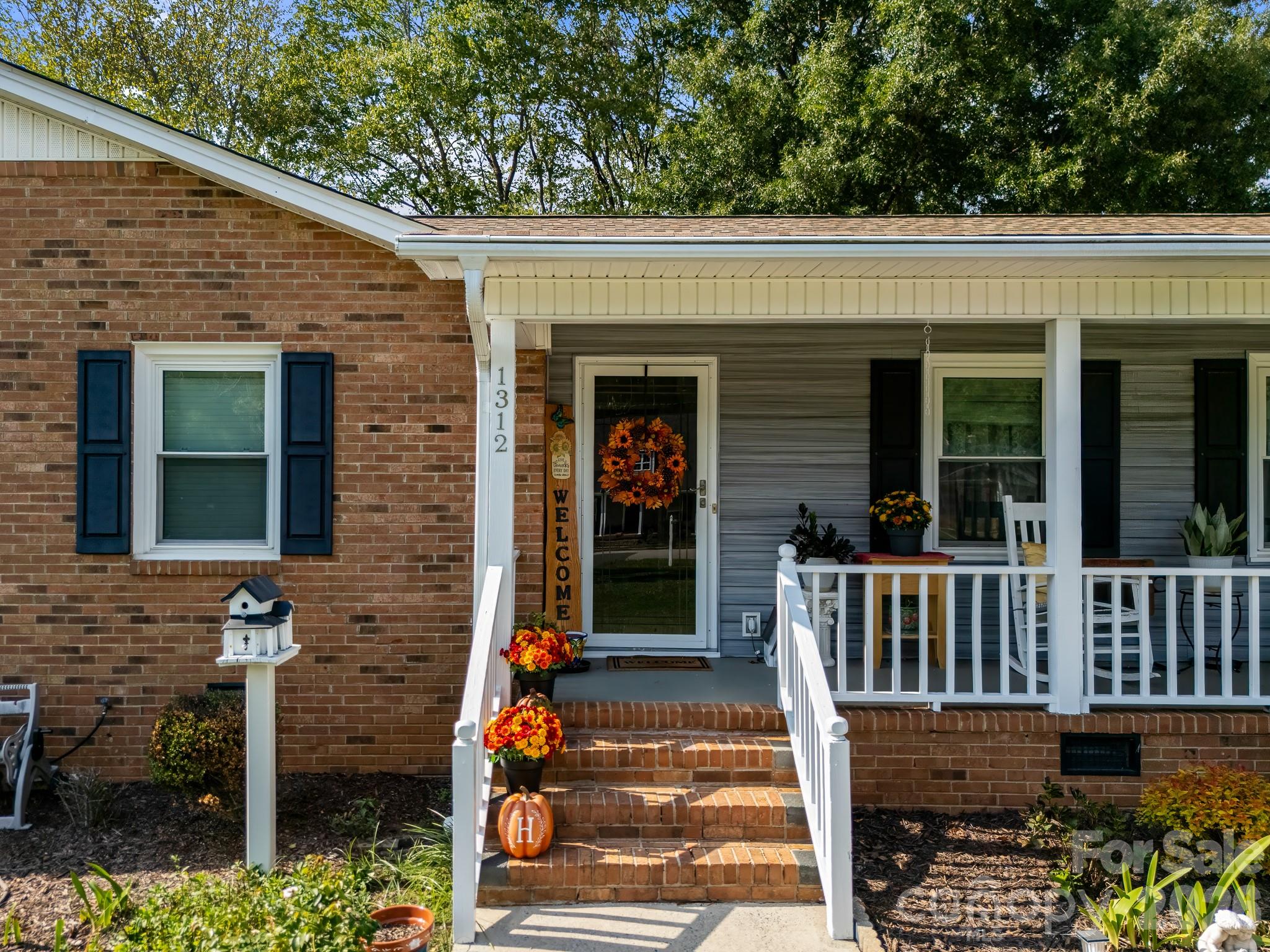 1312 Christopher Circle Property Photo 1