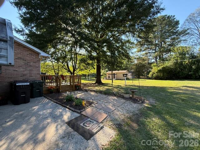 1312 Christopher Circle Property Photo 4