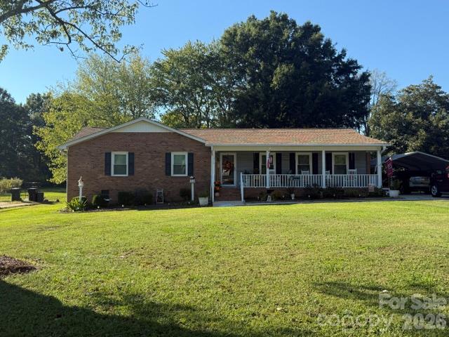 1312 Christopher Circle Property Photo 8