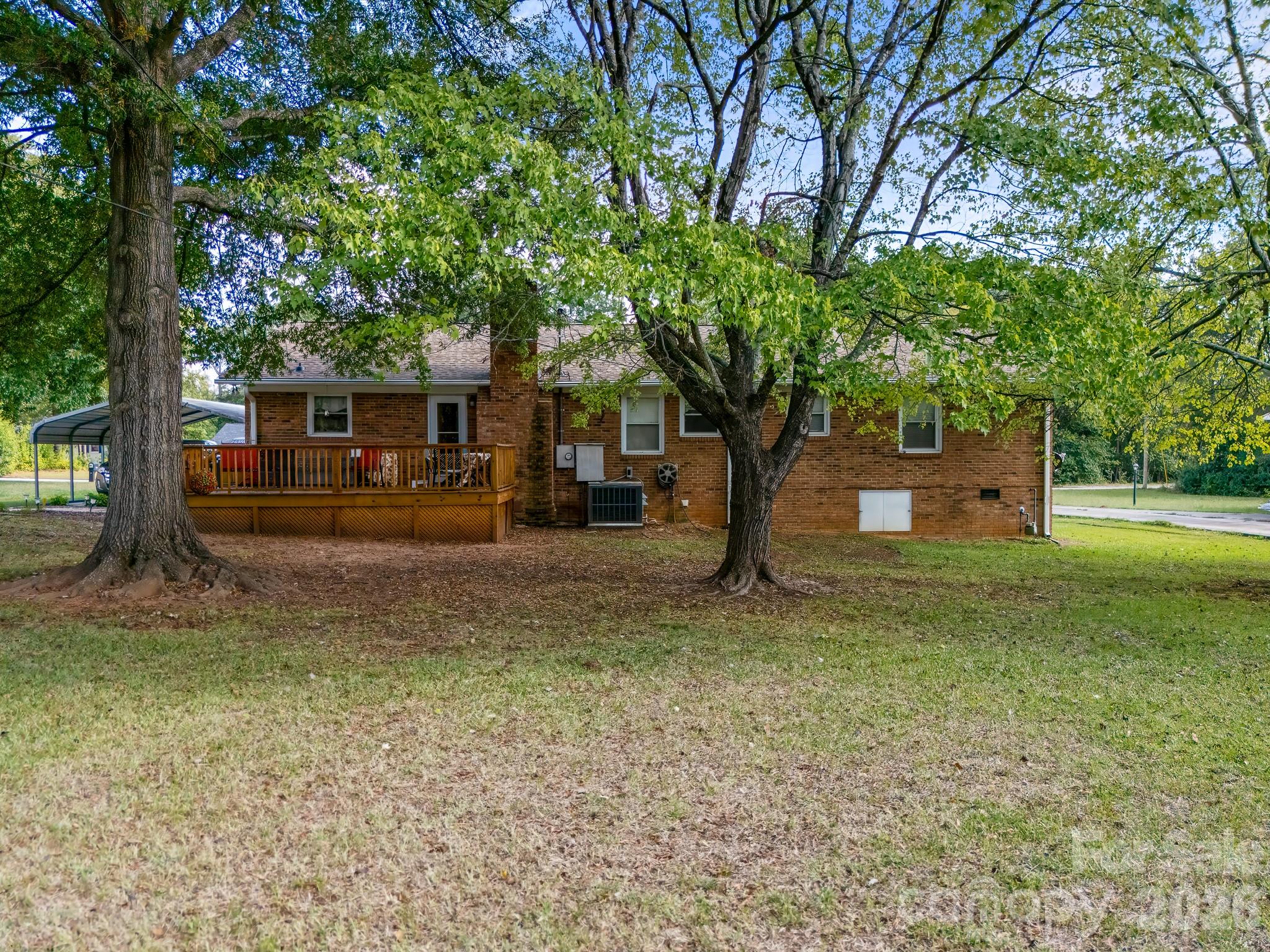 1312 Christopher Circle Property Photo 10