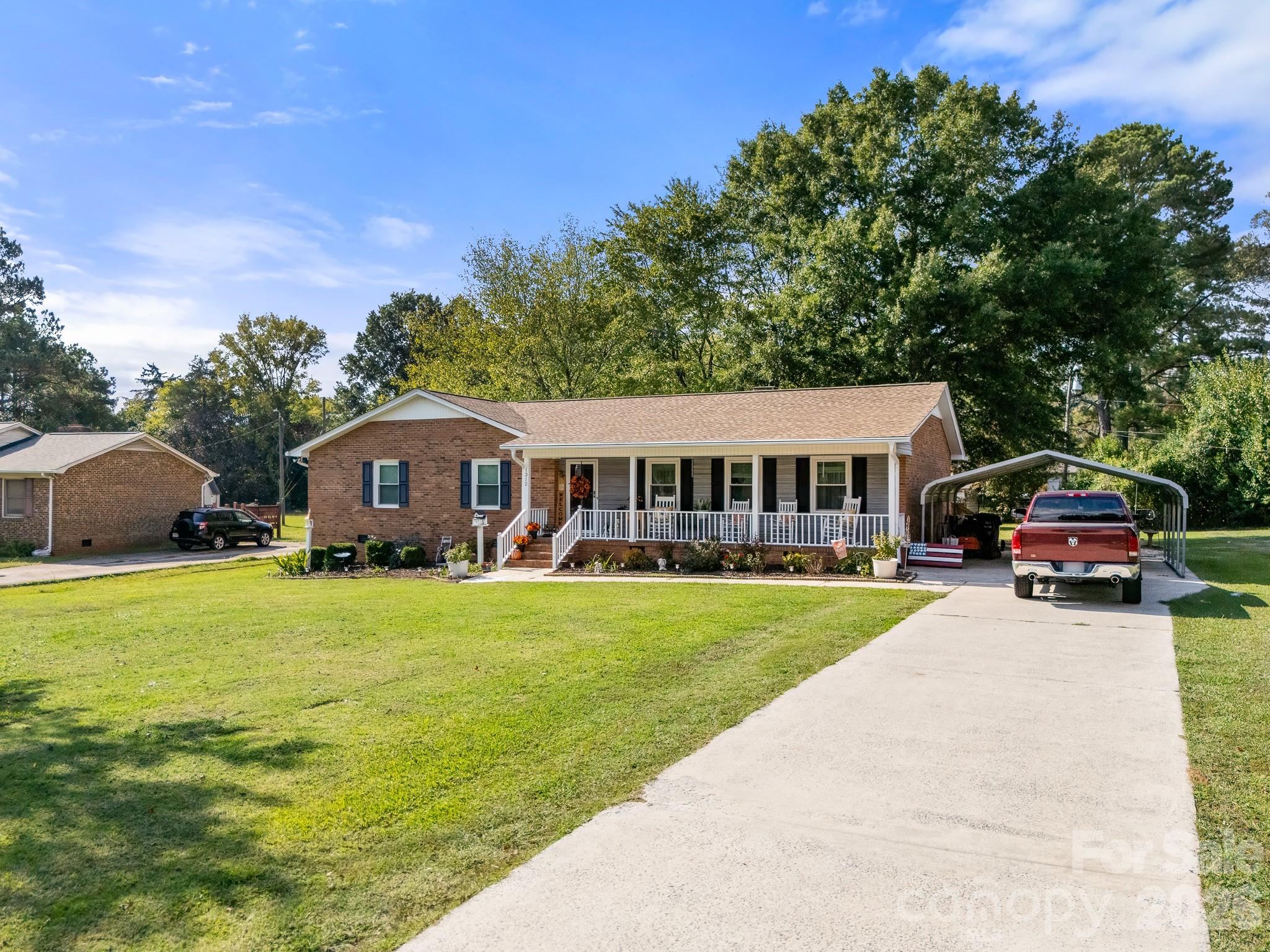 1312 Christopher Circle Property Photo 24