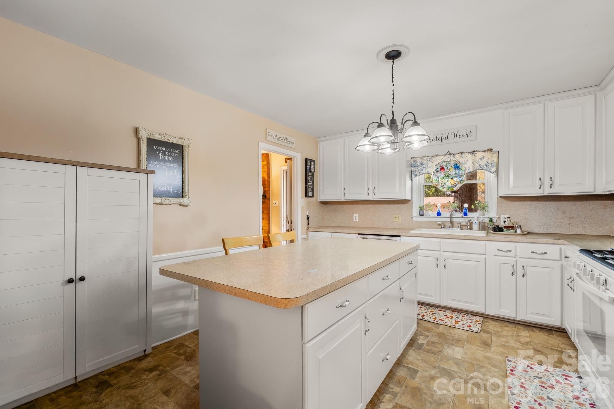 1312 Christopher Circle Property Photo 28
