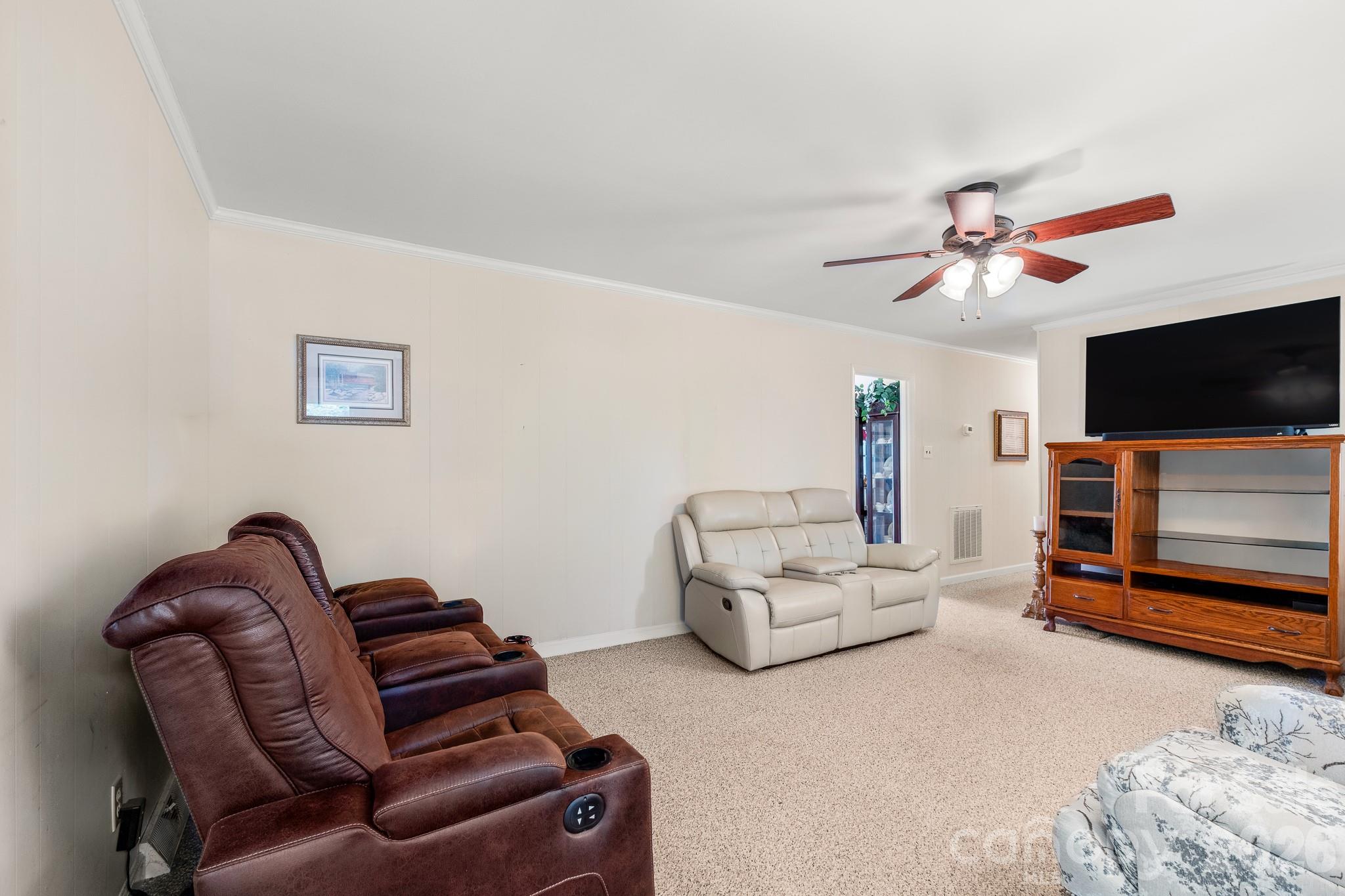 1312 Christopher Circle Property Photo 34