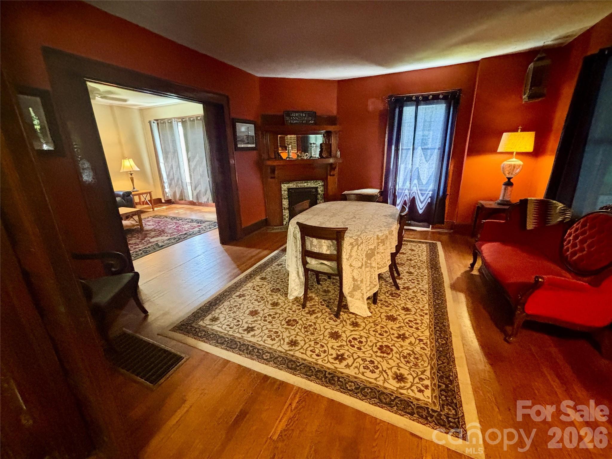 176 S French Broad Avenue Property Photo 8