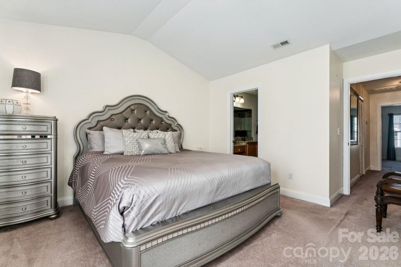 248 Halton Crossing Drive Property Photo 24