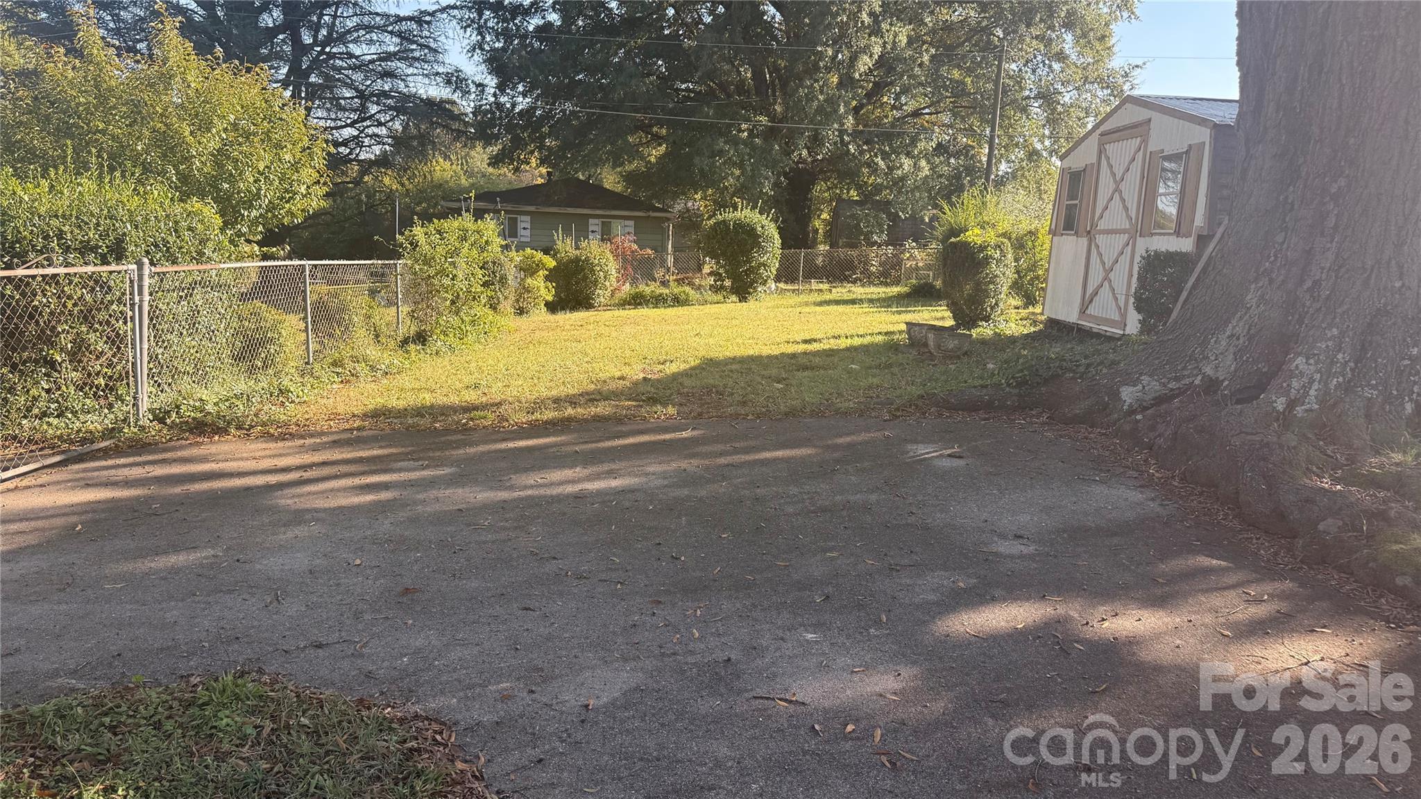 928 Beaumont Avenue Property Photo 20