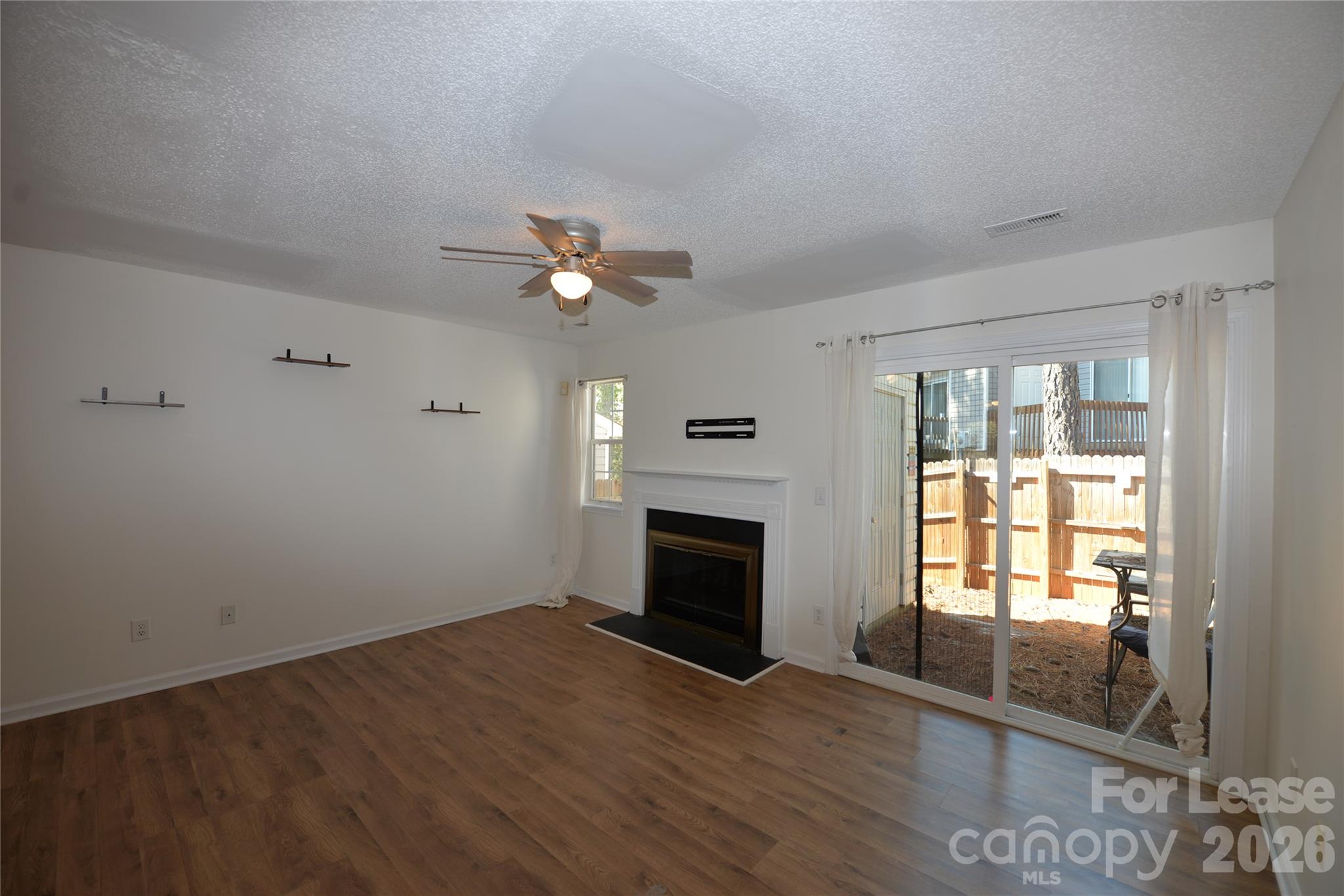5611 Prescott Court Property Photo 9