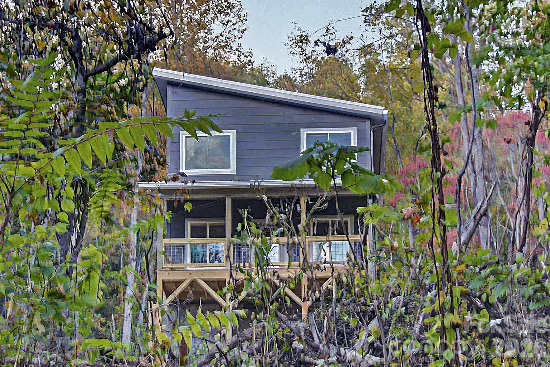 84 Skip Stone Road Property Photo 2