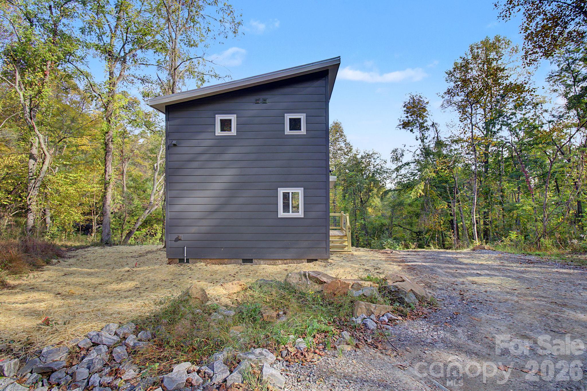 84 Skip Stone Road Property Photo 7