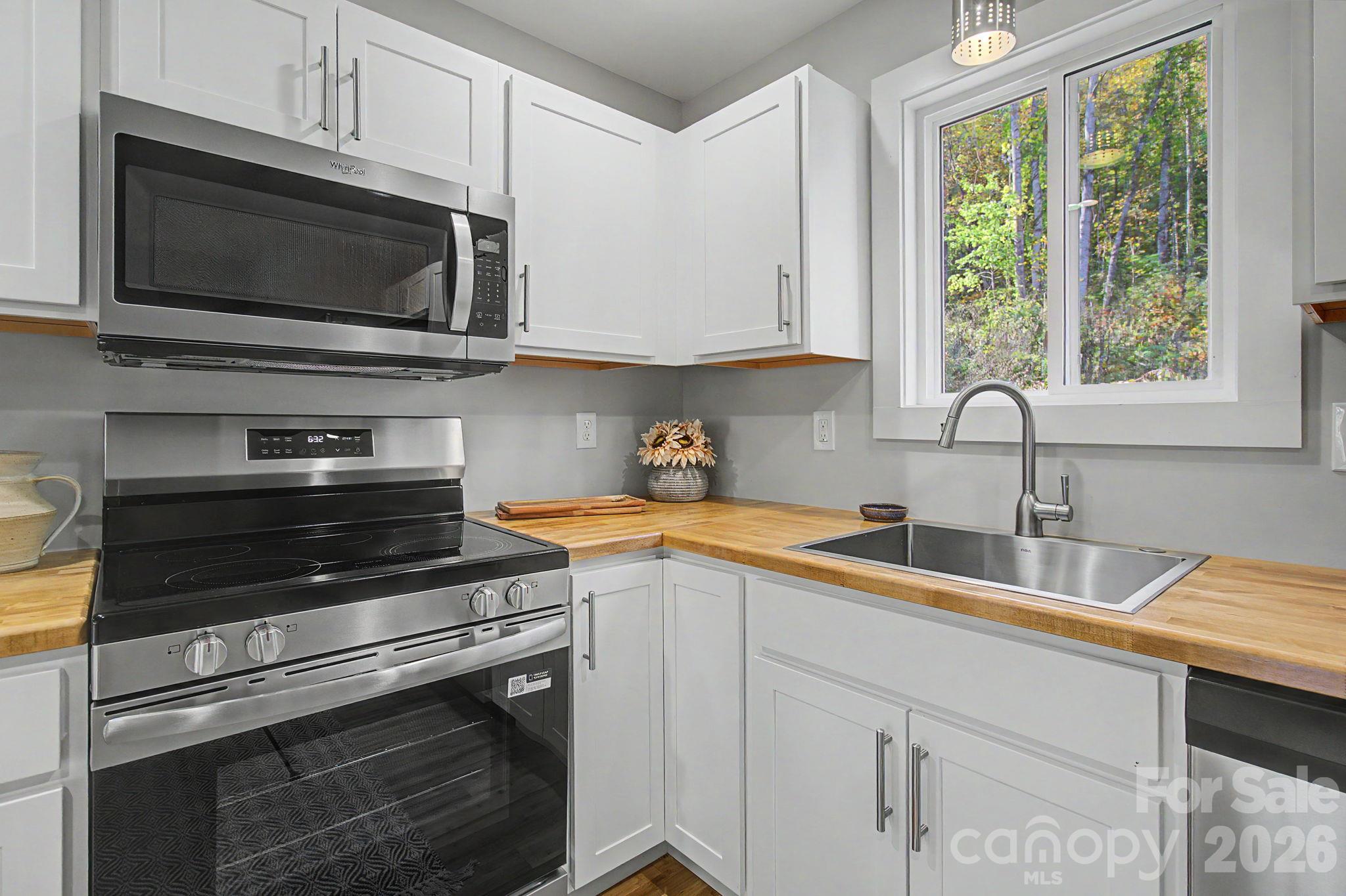 84 Skip Stone Road Property Photo 20