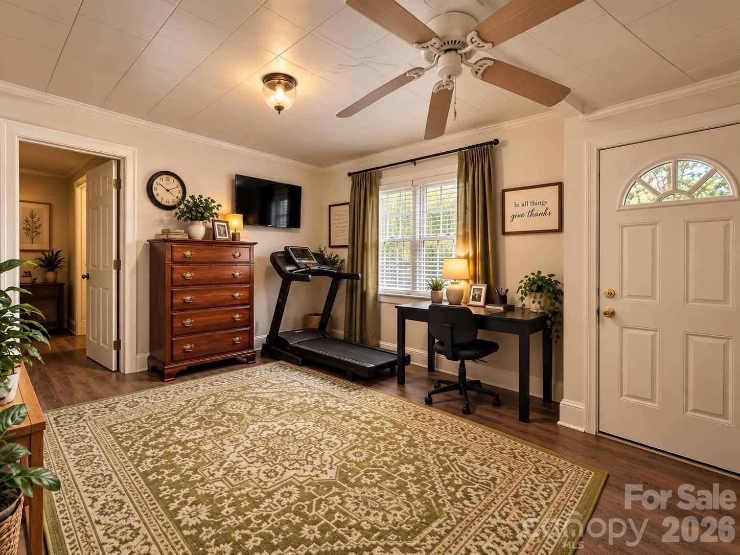 114 S White Street Property Photo 6