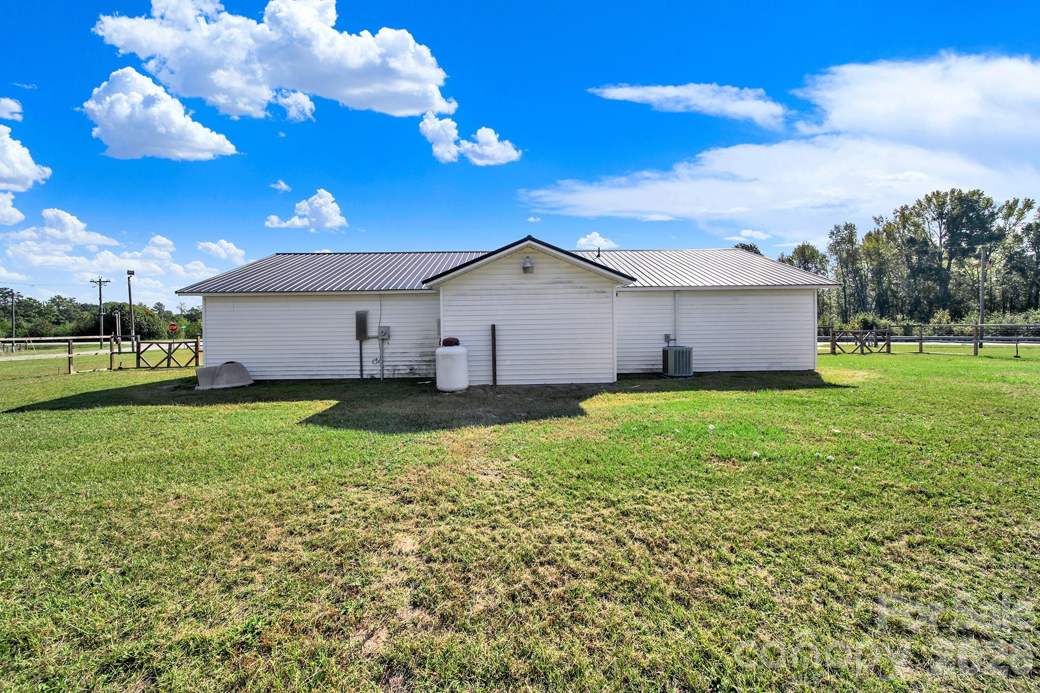 7984 Taxahaw Road Property Photo 25