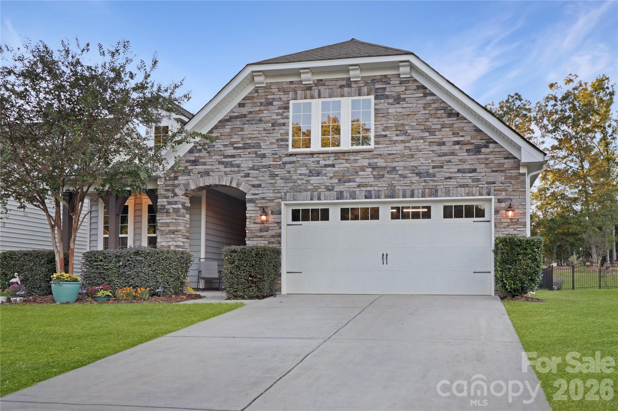 1929 Napa Valley Drive Property Photo 1