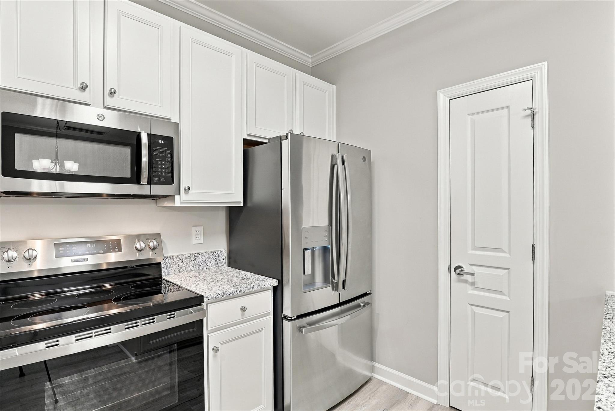 934 Coffee Tree Lane Property Photo 10