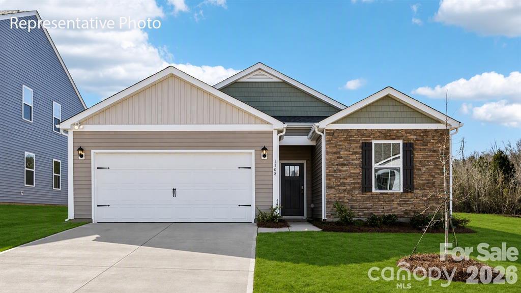 1084 Streamwood Avenue Property Photo 1