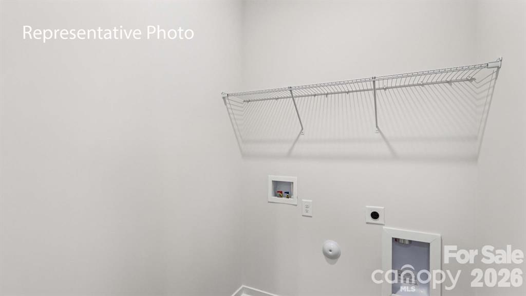 1084 Streamwood Avenue Property Photo 22