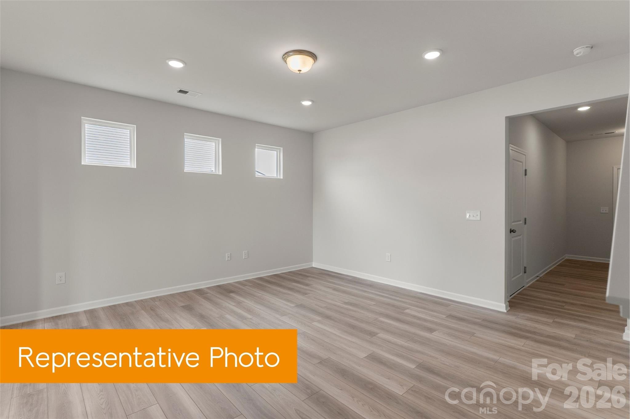 5410 Starfall Way Property Photo 5