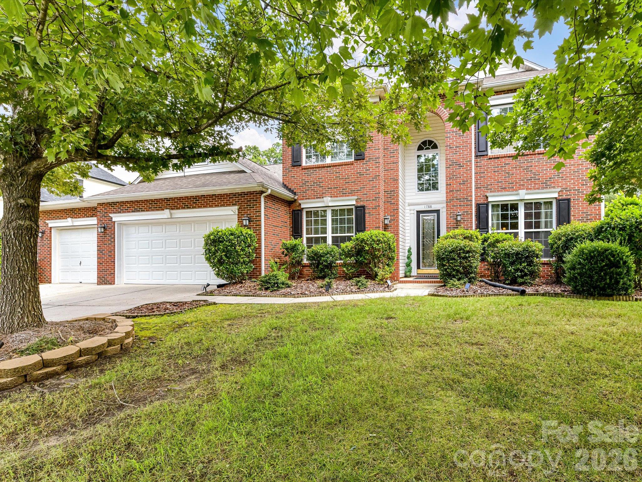 1788 Oakmont Drive Property Photo 1