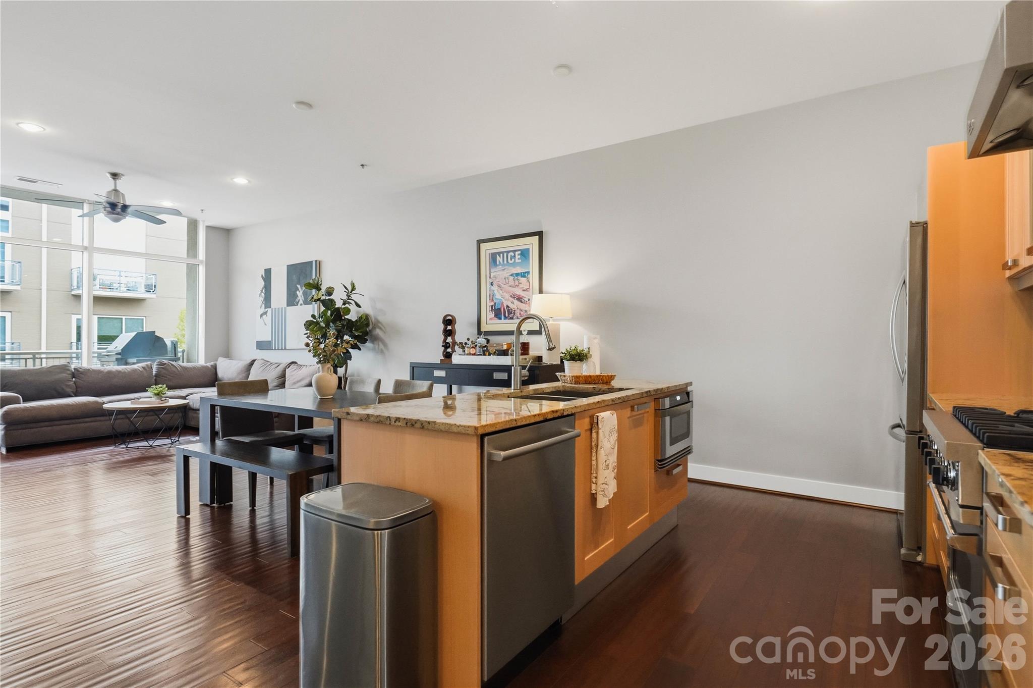 1100 Metropolitan Avenue 205 Property Photo 4