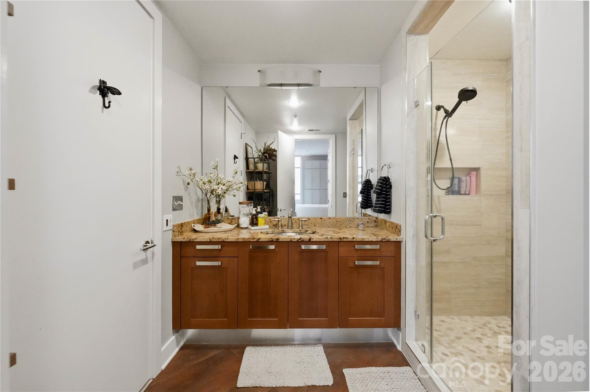 1100 Metropolitan Avenue 205 Property Photo 18