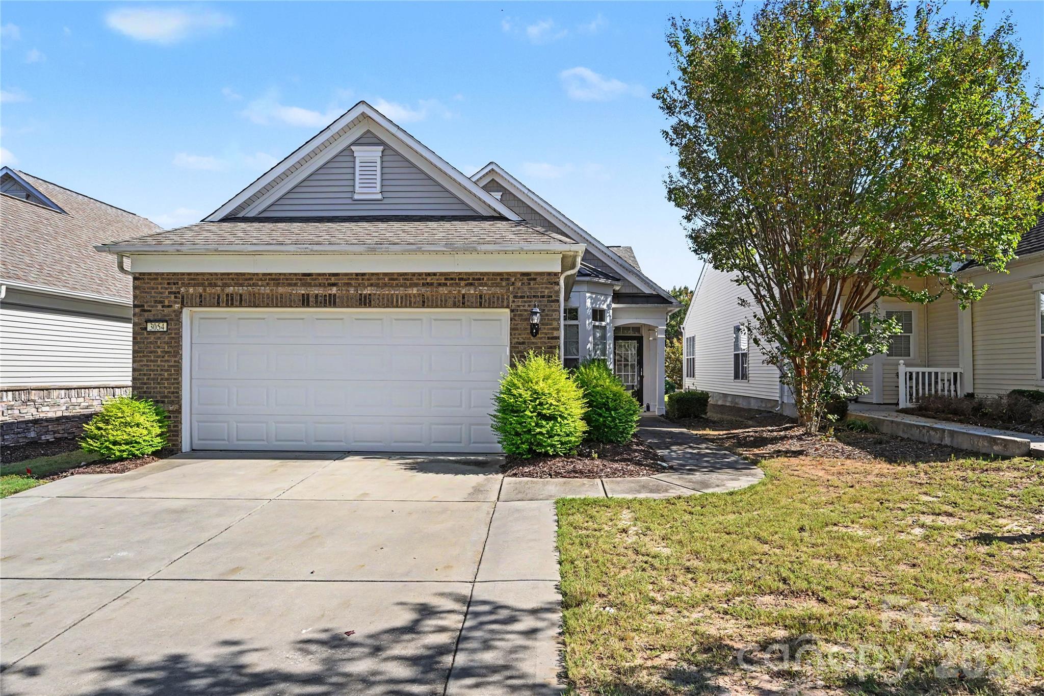 3054 Azalea Drive Property Photo 2