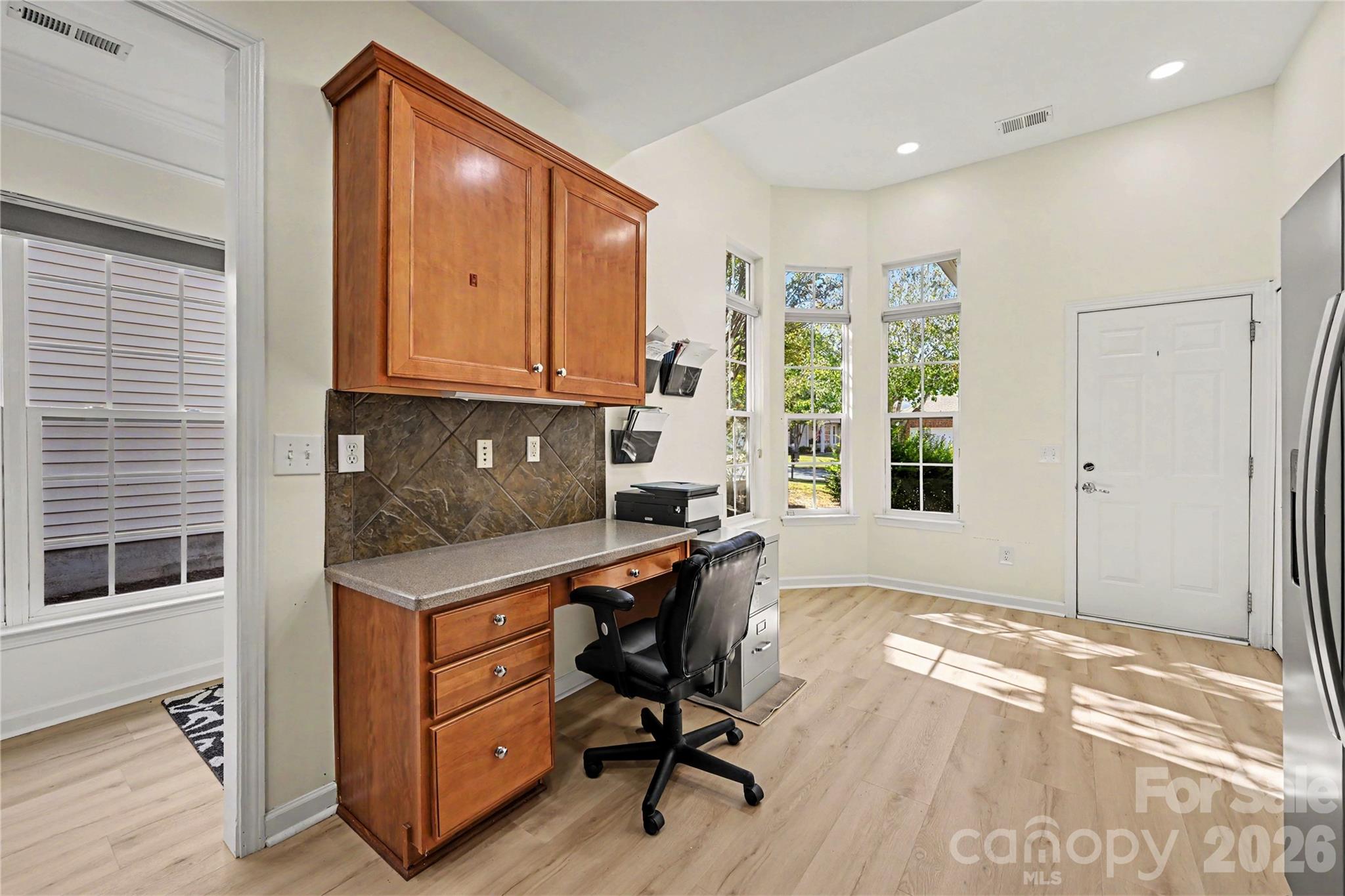 3054 Azalea Drive Property Photo 8