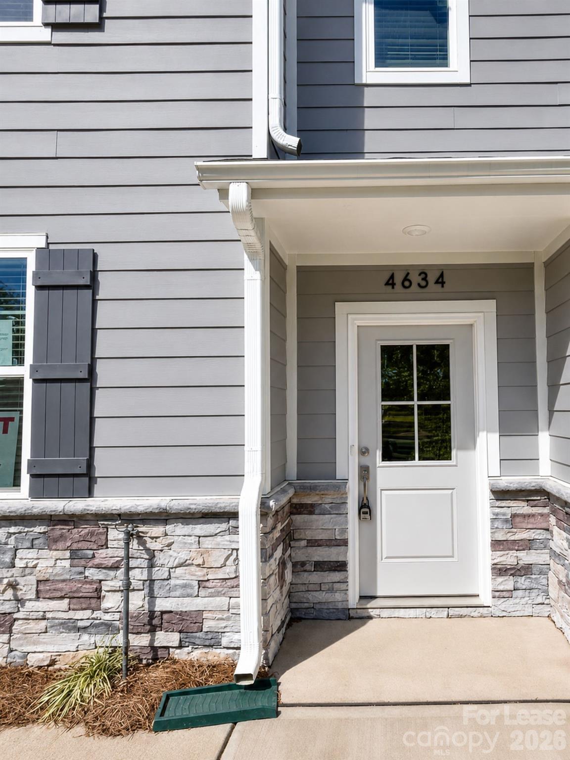 4634 Dogwood Place Property Photo 2