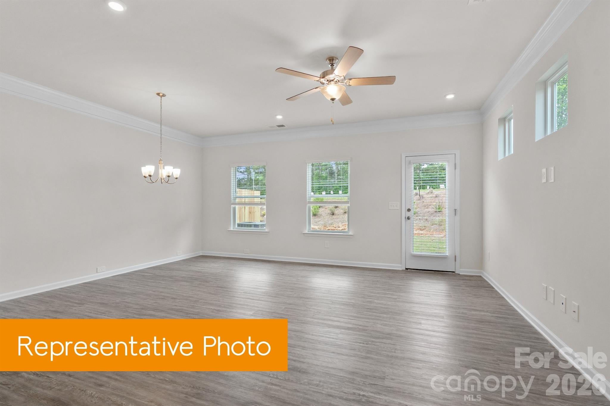 5406 Starfall Way Property Photo 6