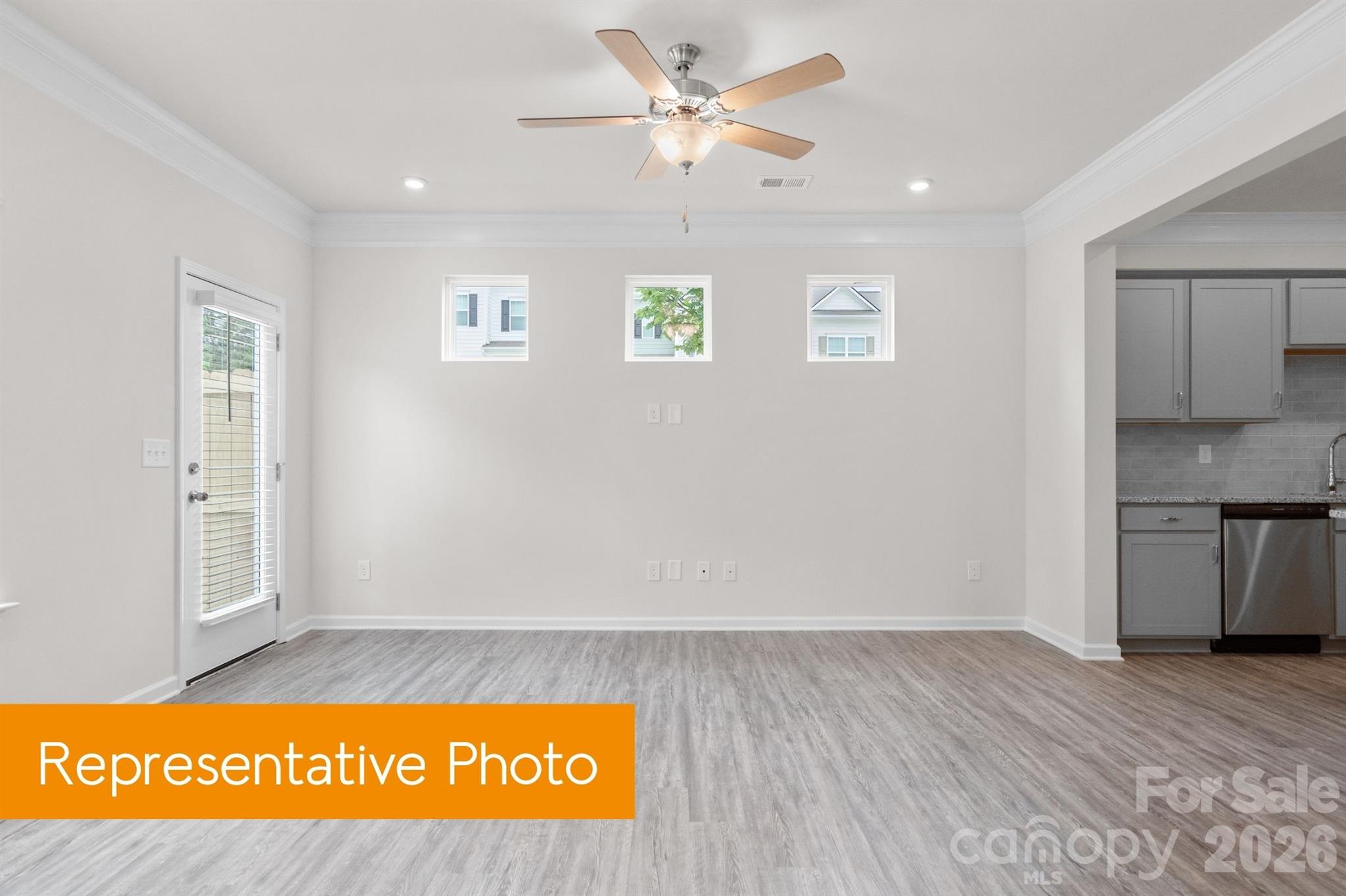 5406 Starfall Way Property Photo 7