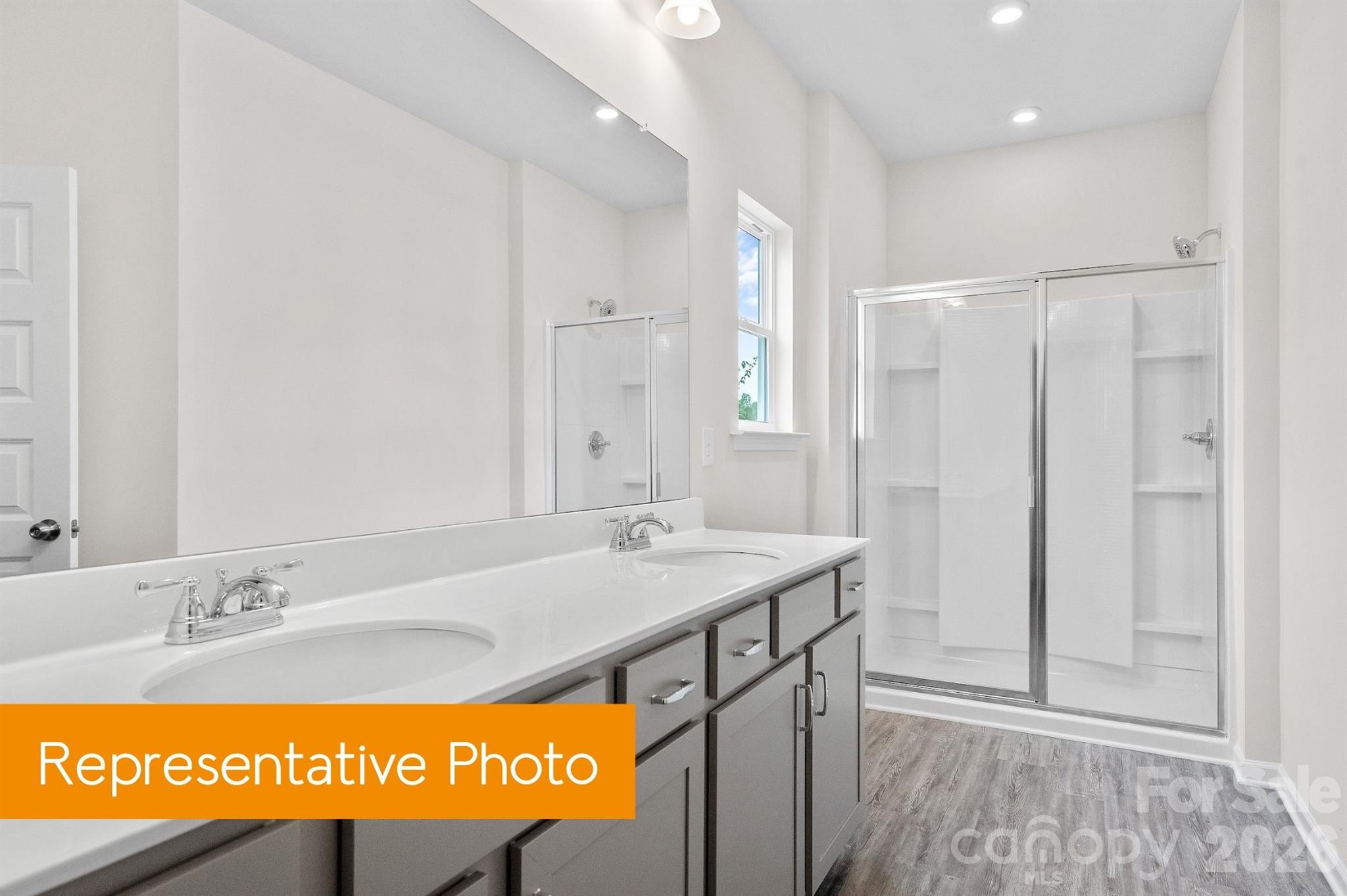5406 Starfall Way Property Photo 15