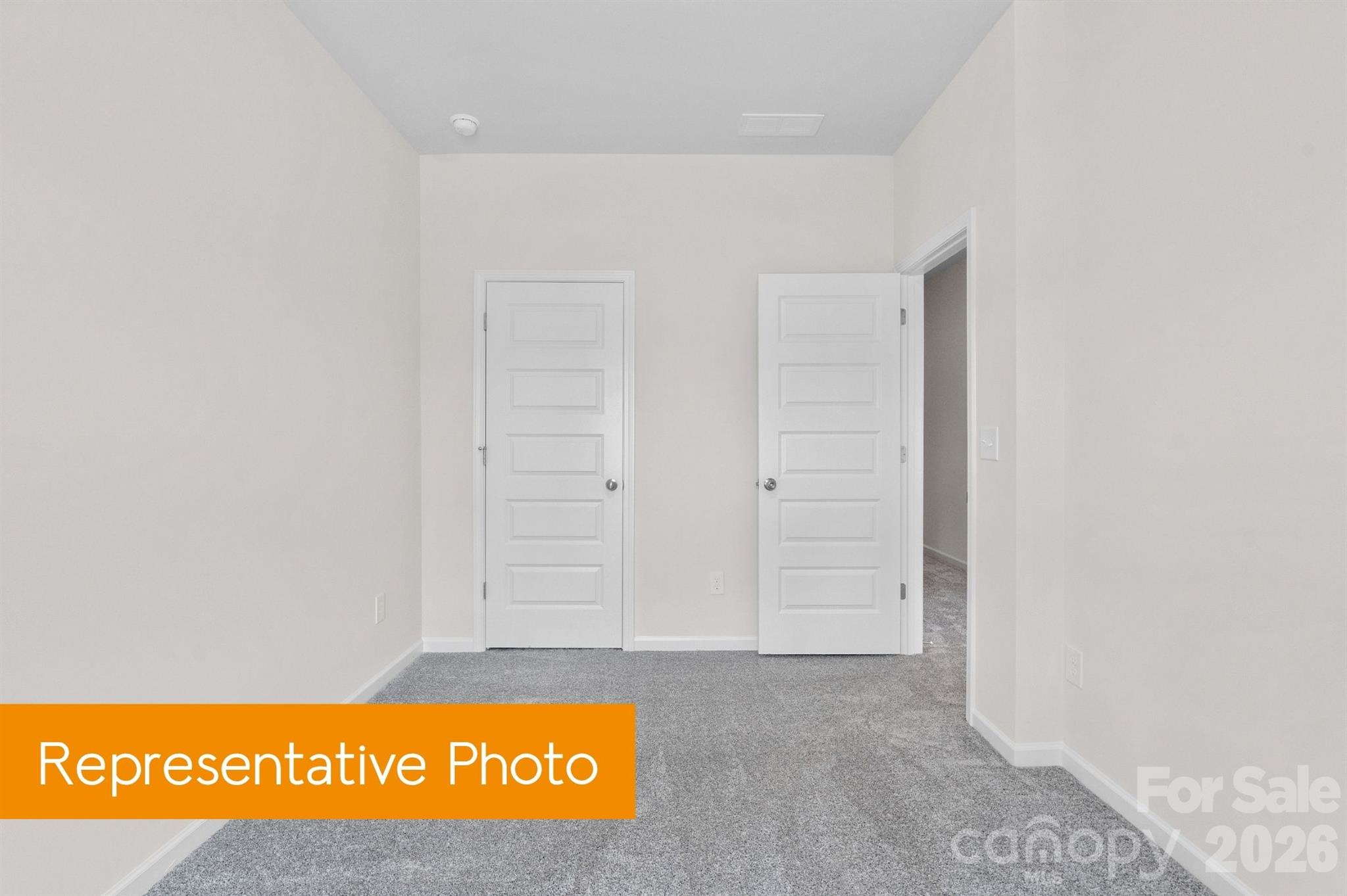 5406 Starfall Way Property Photo 18