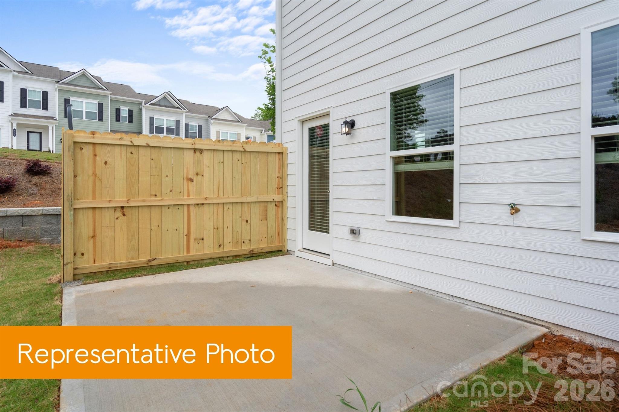 5406 Starfall Way Property Photo 23