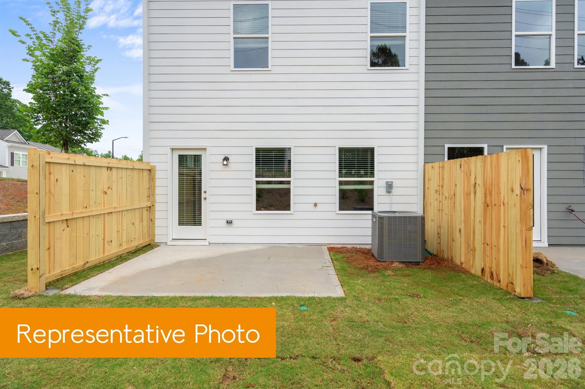 5406 Starfall Way Property Photo 24